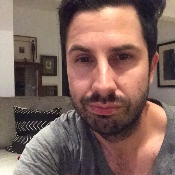 Meet your Posher, Chris - Picture 1 of 1